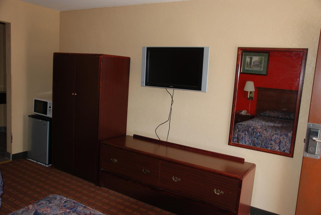 Mount Laurel Motel Hazleton Εξωτερικό φωτογραφία